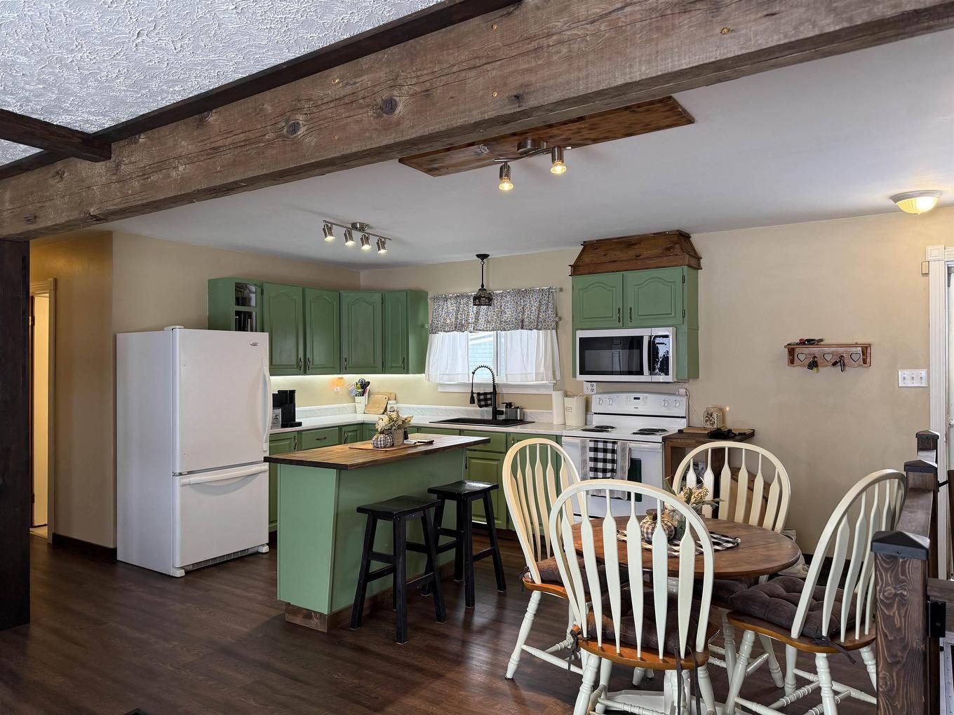 1668 Mackay Street, Westville, NS