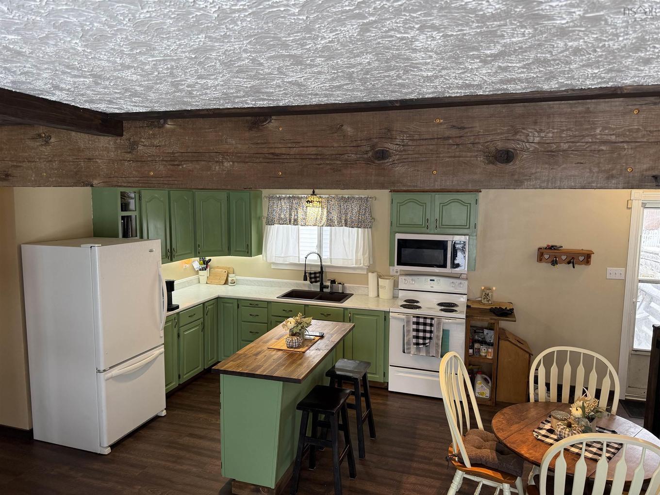 1668 Mackay Street, Westville, NS