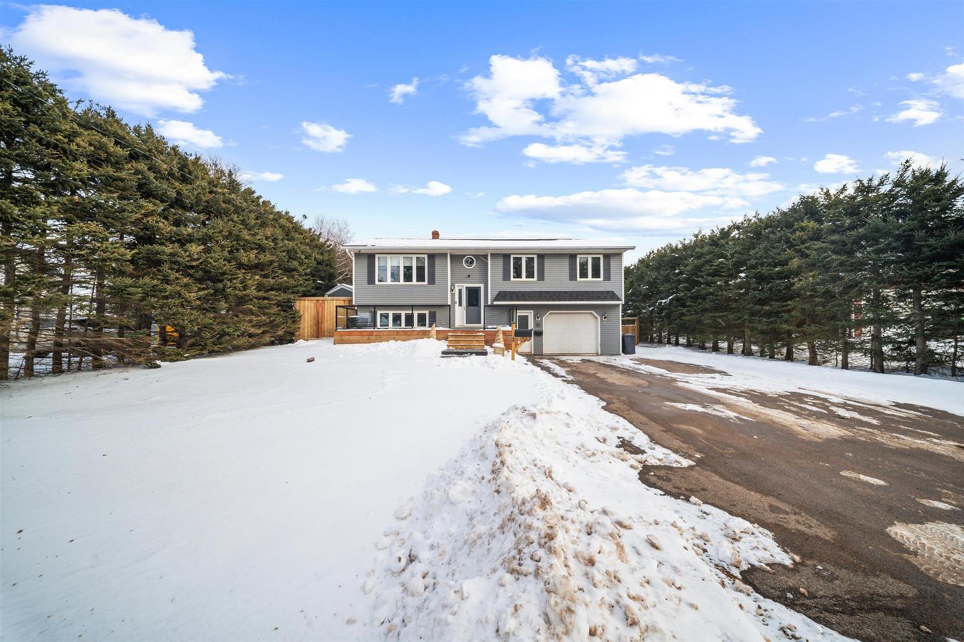35 Fairway Avenue, Summerside, PE