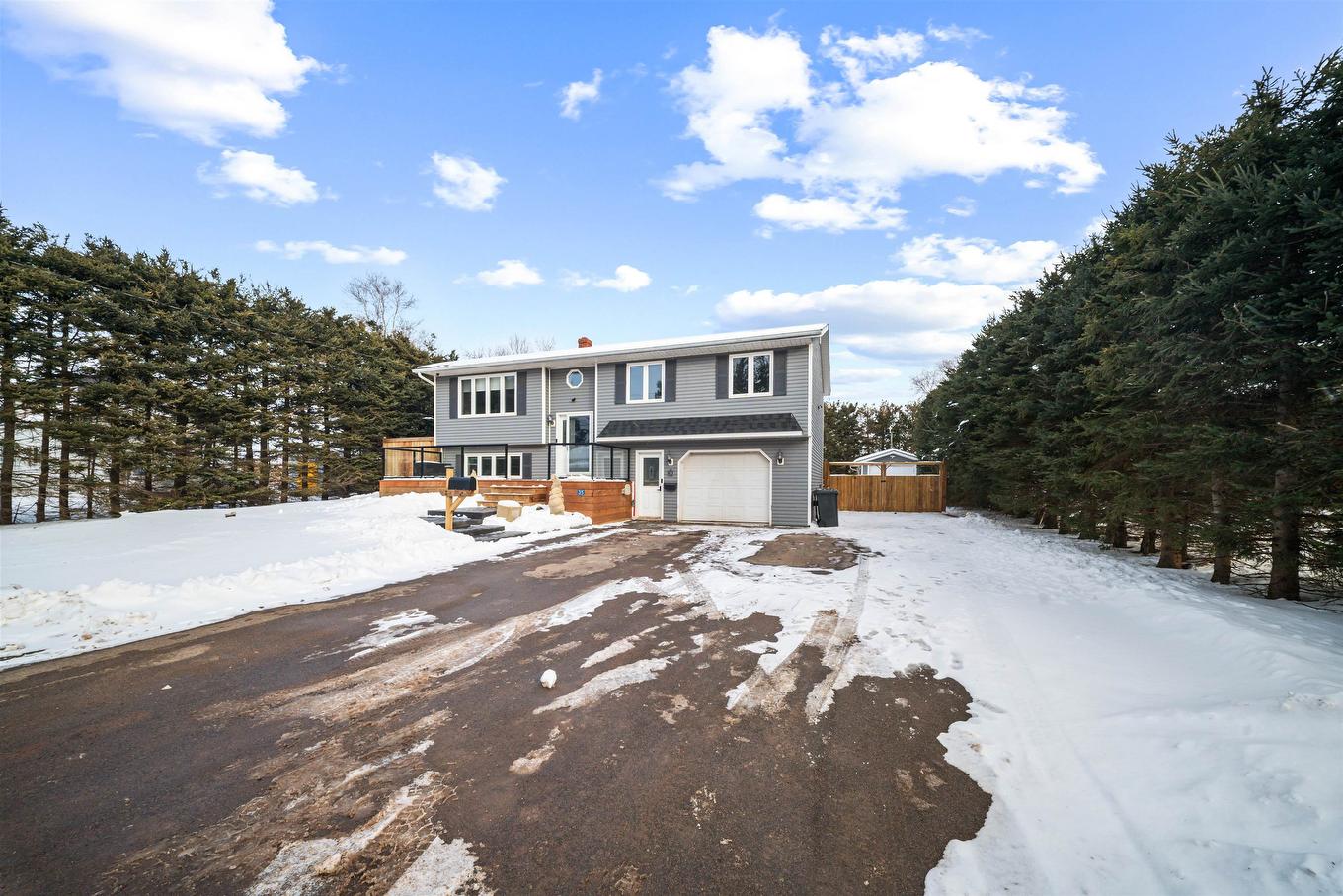 35 Fairway Avenue, Summerside, PE