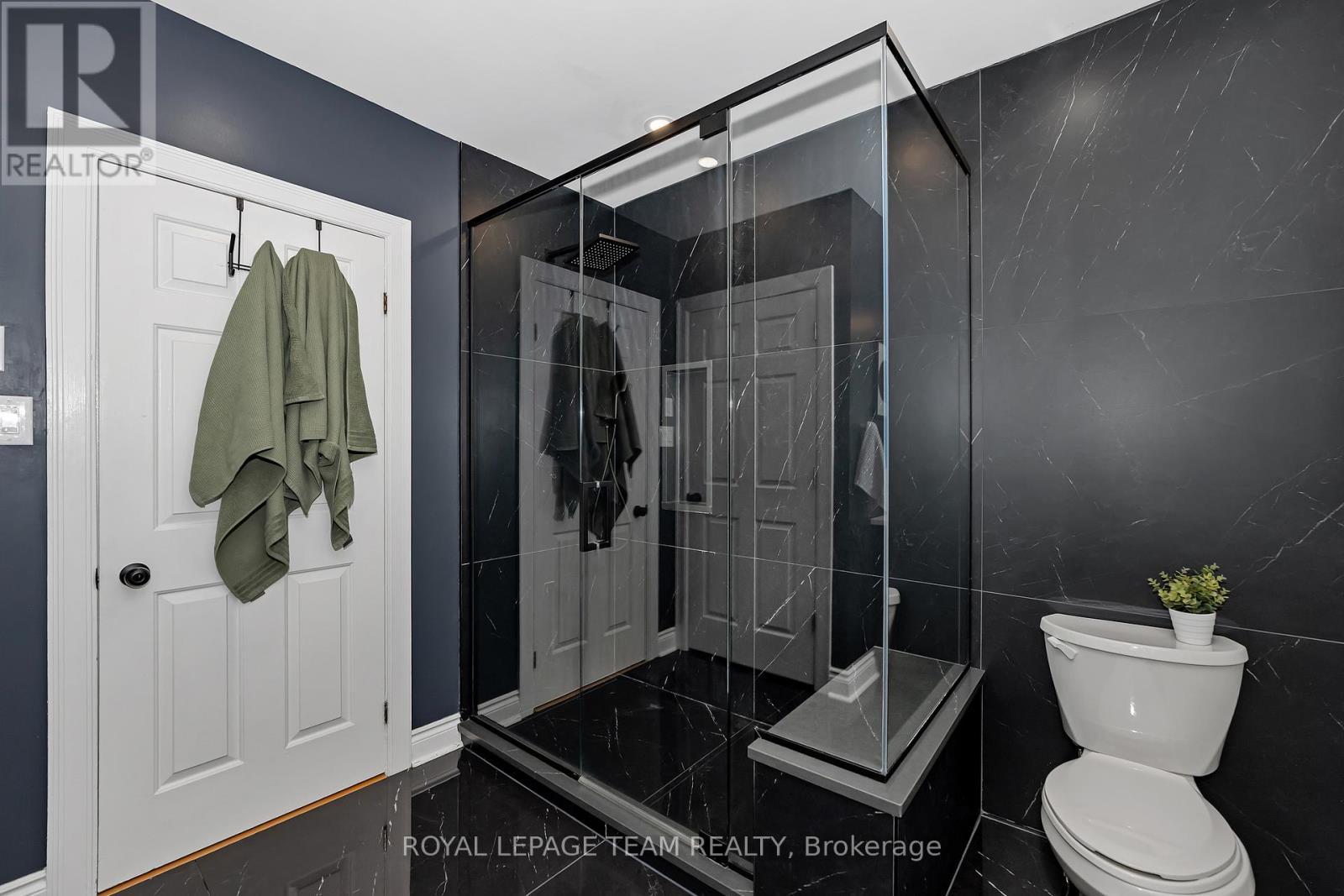 76 Havelock Street, Ottawa, ON - Indoor Photo Showing Bathroom
