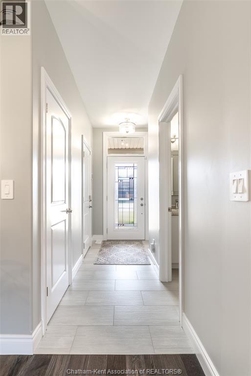 11 Champlain Court, Chatham, ON - Indoor Photo Showing Other Room