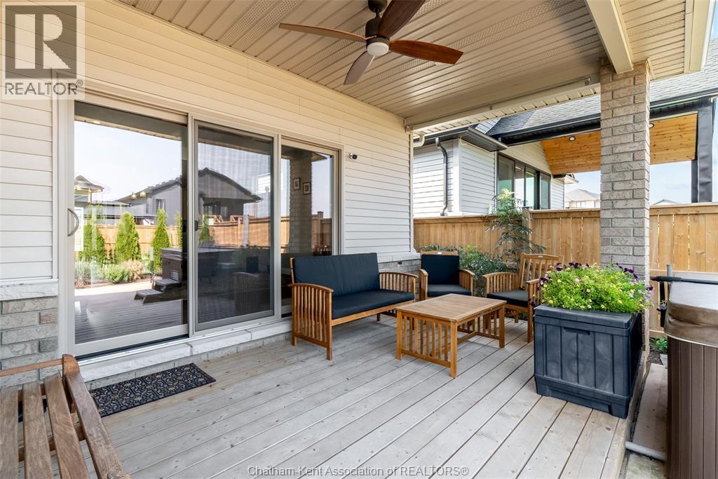11 Champlain Court, Chatham, ON - Outdoor With Deck Patio Veranda With Exterior