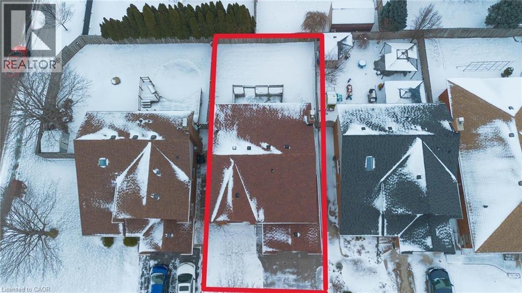 Snowy aerial view featuring property boundaries highlighted - 5 Charing Drive, Hamilton, ON -