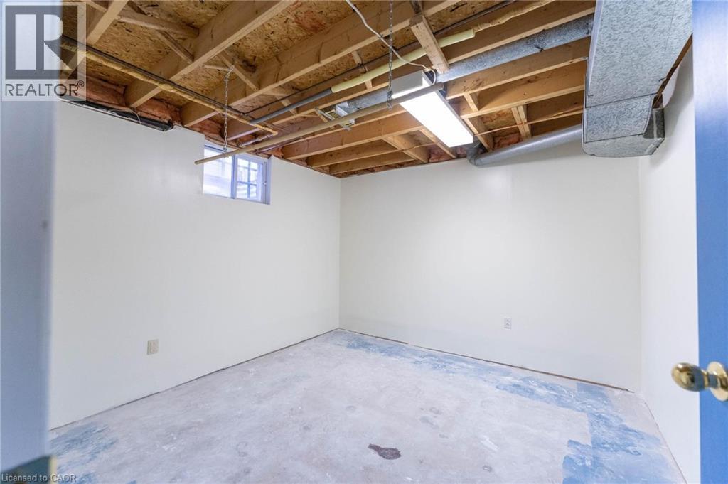 5 Charing Drive, Hamilton, ON - Indoor Photo Showing Basement