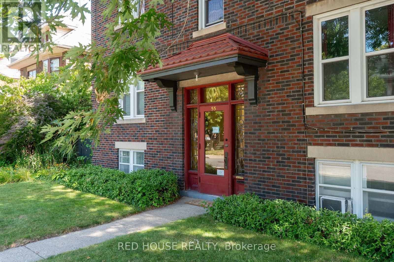 55 Balsam Avenue S, Hamilton, ON - Outdoor With Exterior