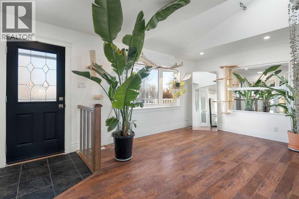 111 Macleod Trail E, Rural Foothills County, AB - Indoor Photo Showing Other Room