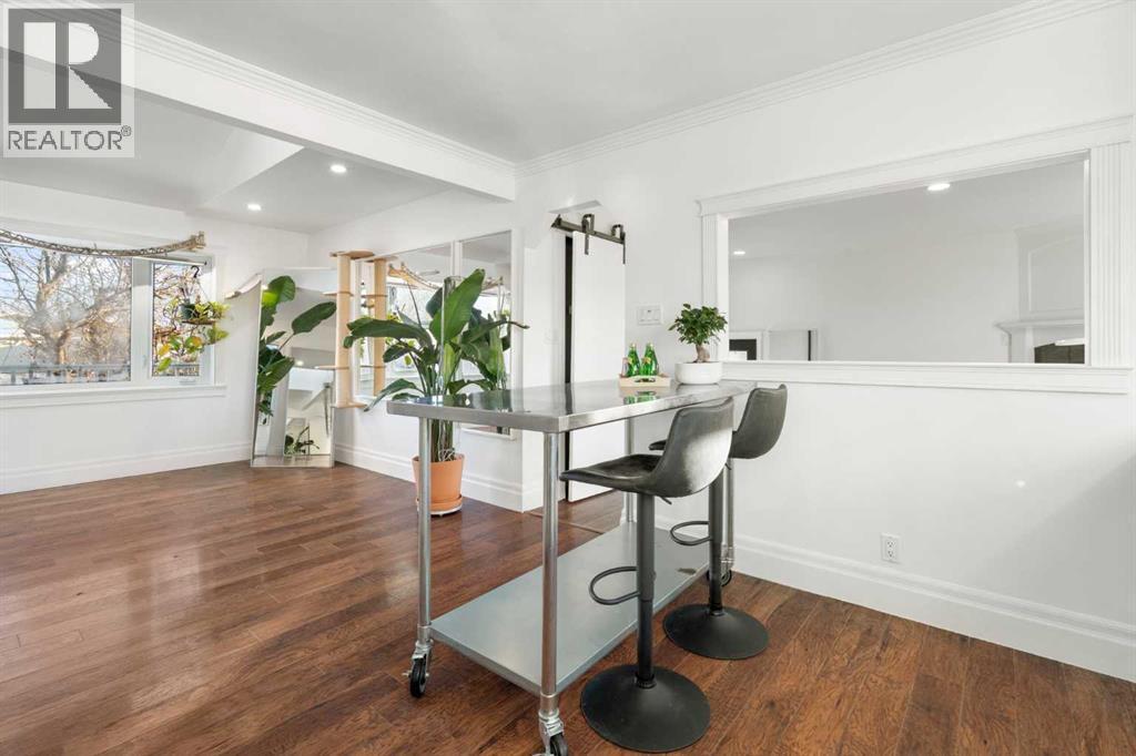 111 Macleod Trail E, Rural Foothills County, AB - Indoor