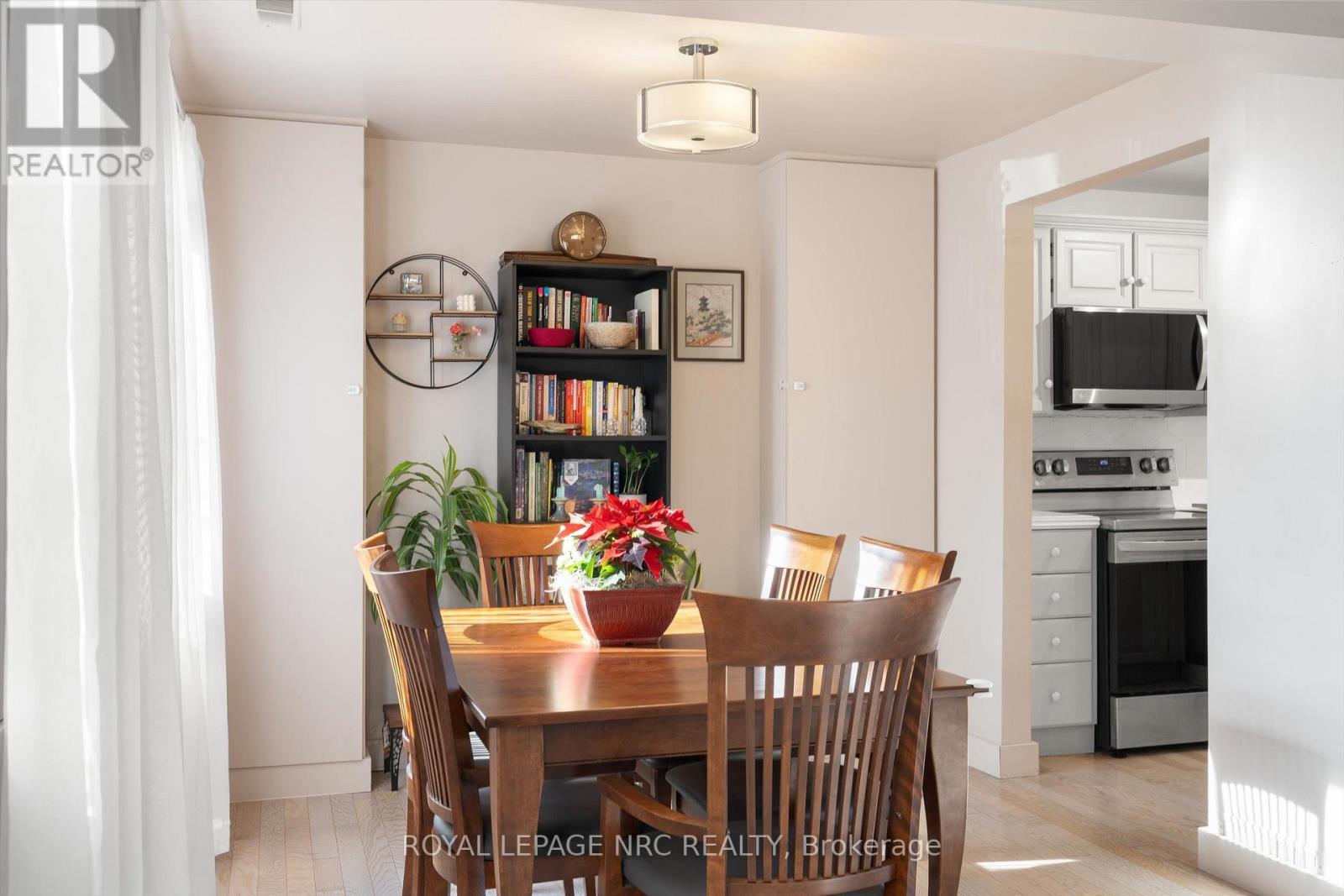 89 1/2 Albert Street, St. Catharines (Downtown), ON - Indoor Photo Showing Dining Room