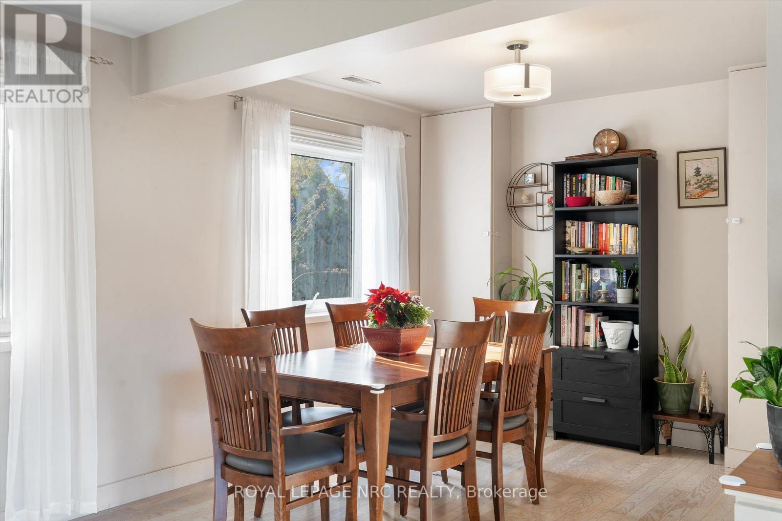 89 1/2 Albert Street, St. Catharines (Downtown), ON - Indoor Photo Showing Dining Room
