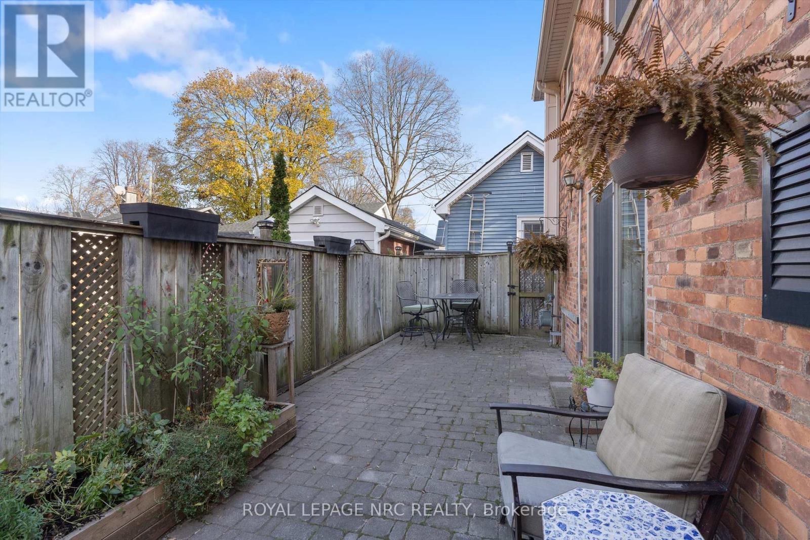 89 1/2 Albert Street, St. Catharines (Downtown), ON - Outdoor