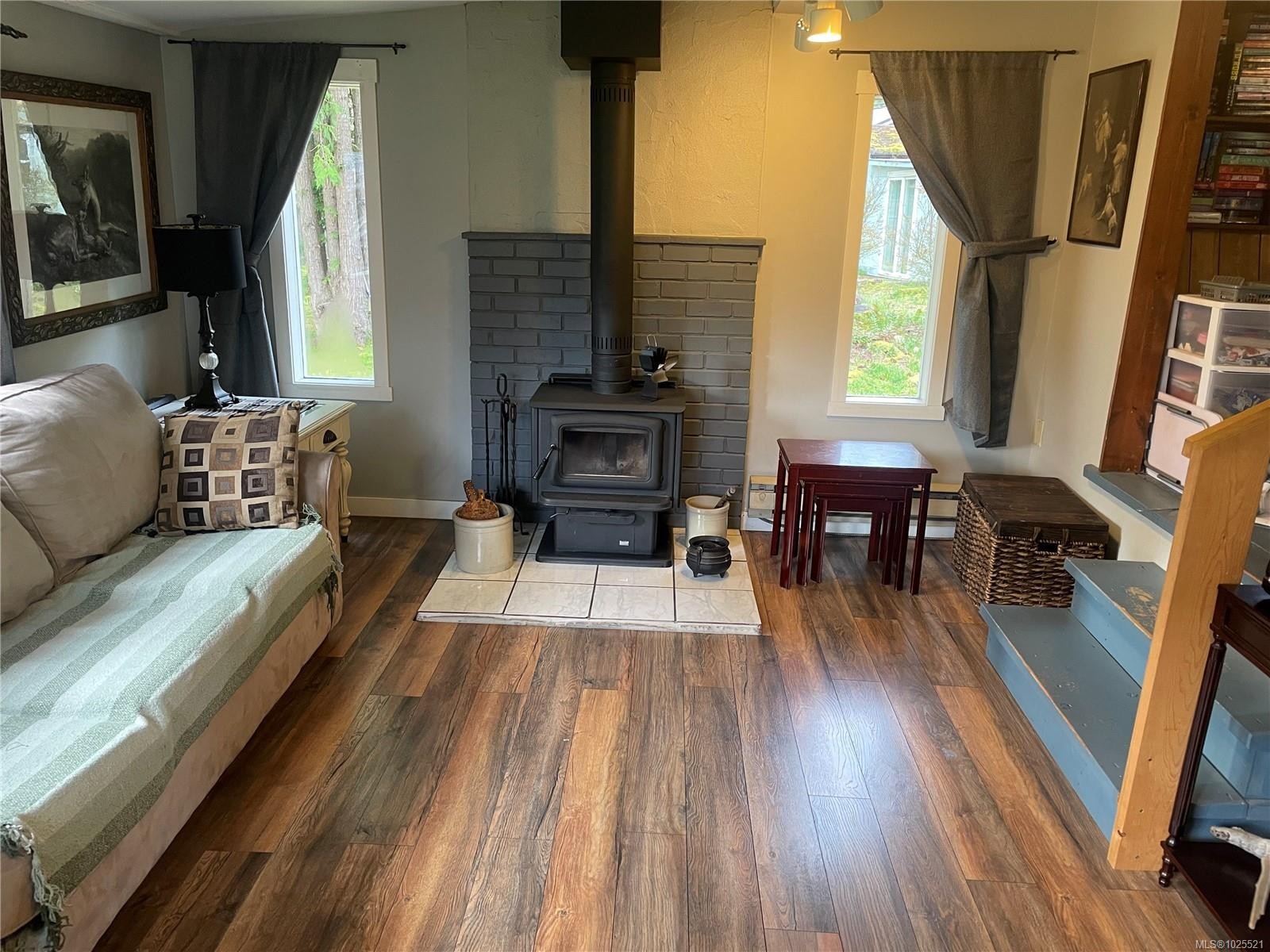 247 Huson Rd, Qualicum Beach, BC