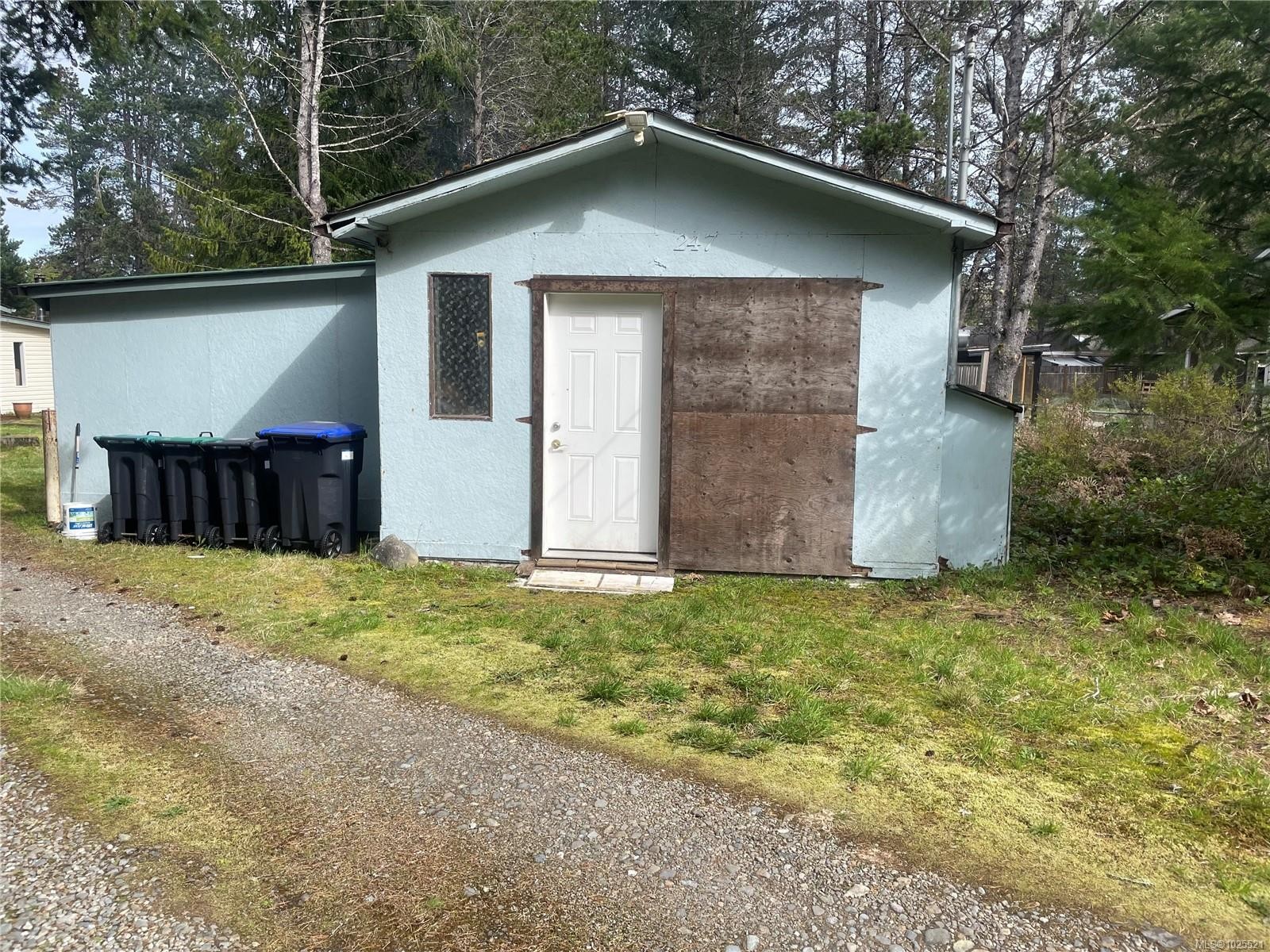 247 Huson Rd, Qualicum Beach, BC