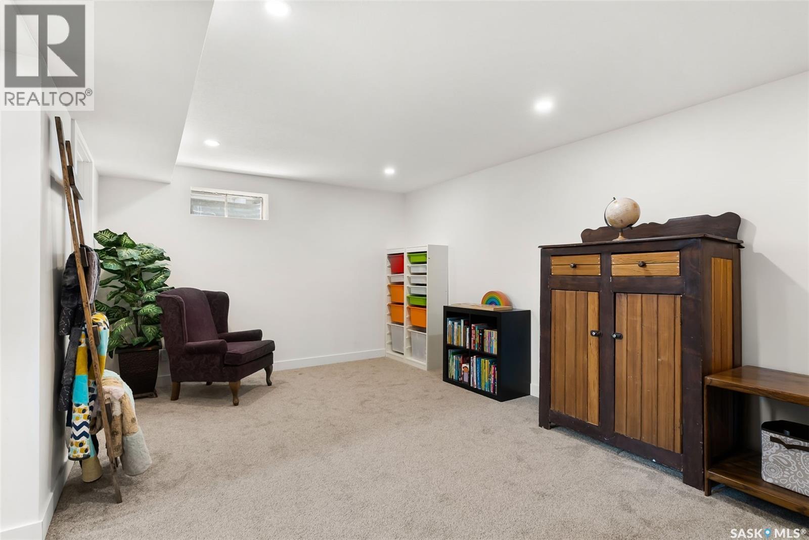 73 Coldwell Road, Regina, SK - Indoor