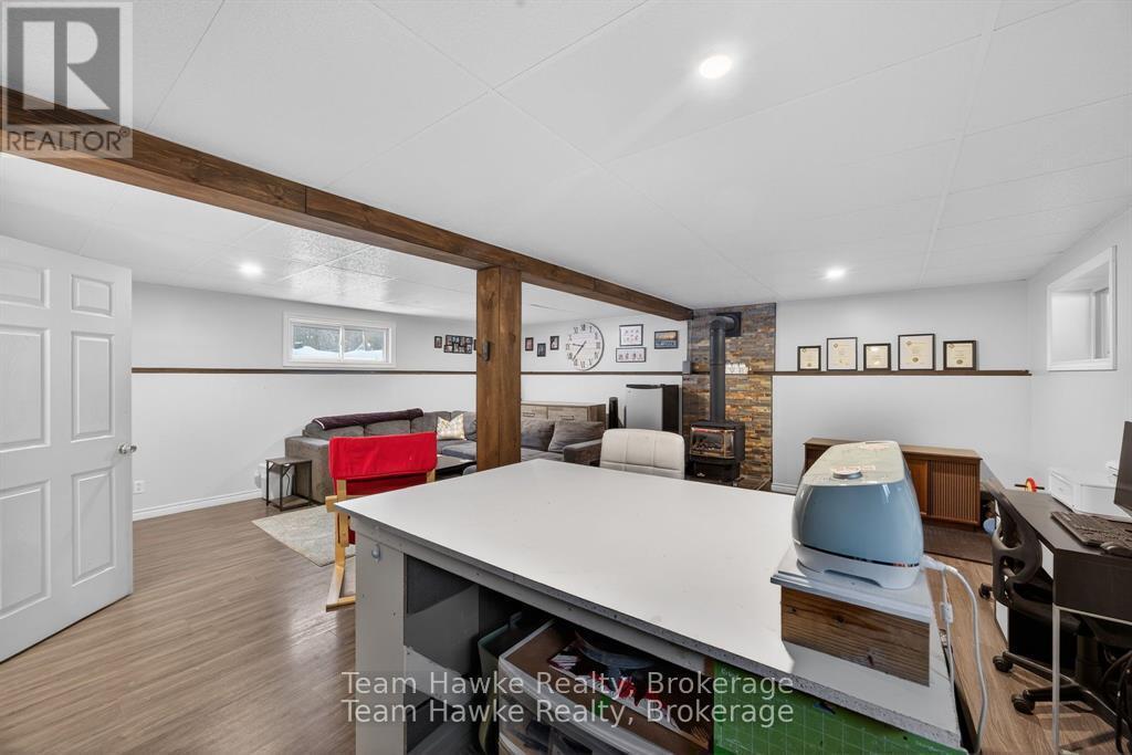 50 Laurier Boulevard, Tiny, ON - Indoor