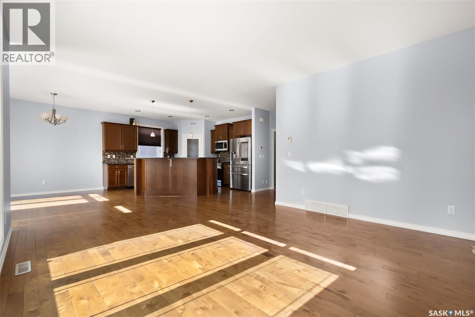 6925 Maple Ridge Drive, Regina, SK - Indoor Photo Showing Other Room