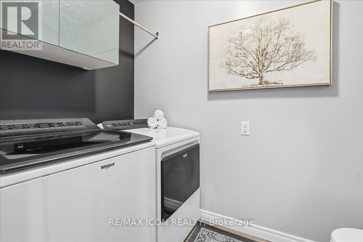 361 Sienna Crescent, Kitchener, ON - Indoor Photo Showing Laundry Room