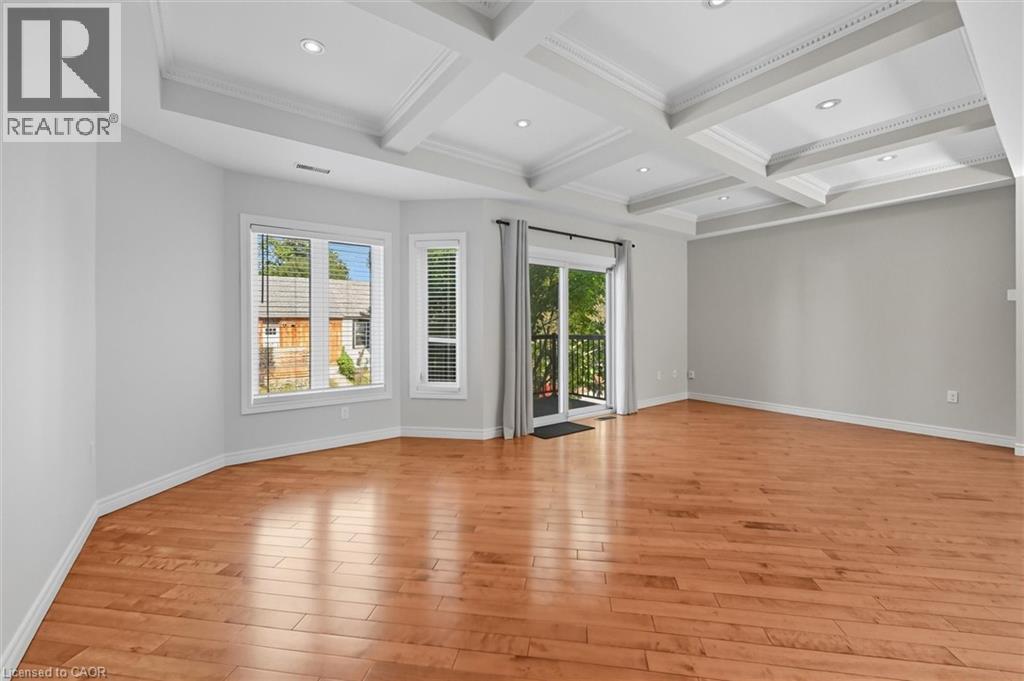88 Wood Street E, Hamilton, ON - Indoor Photo Showing Other Room