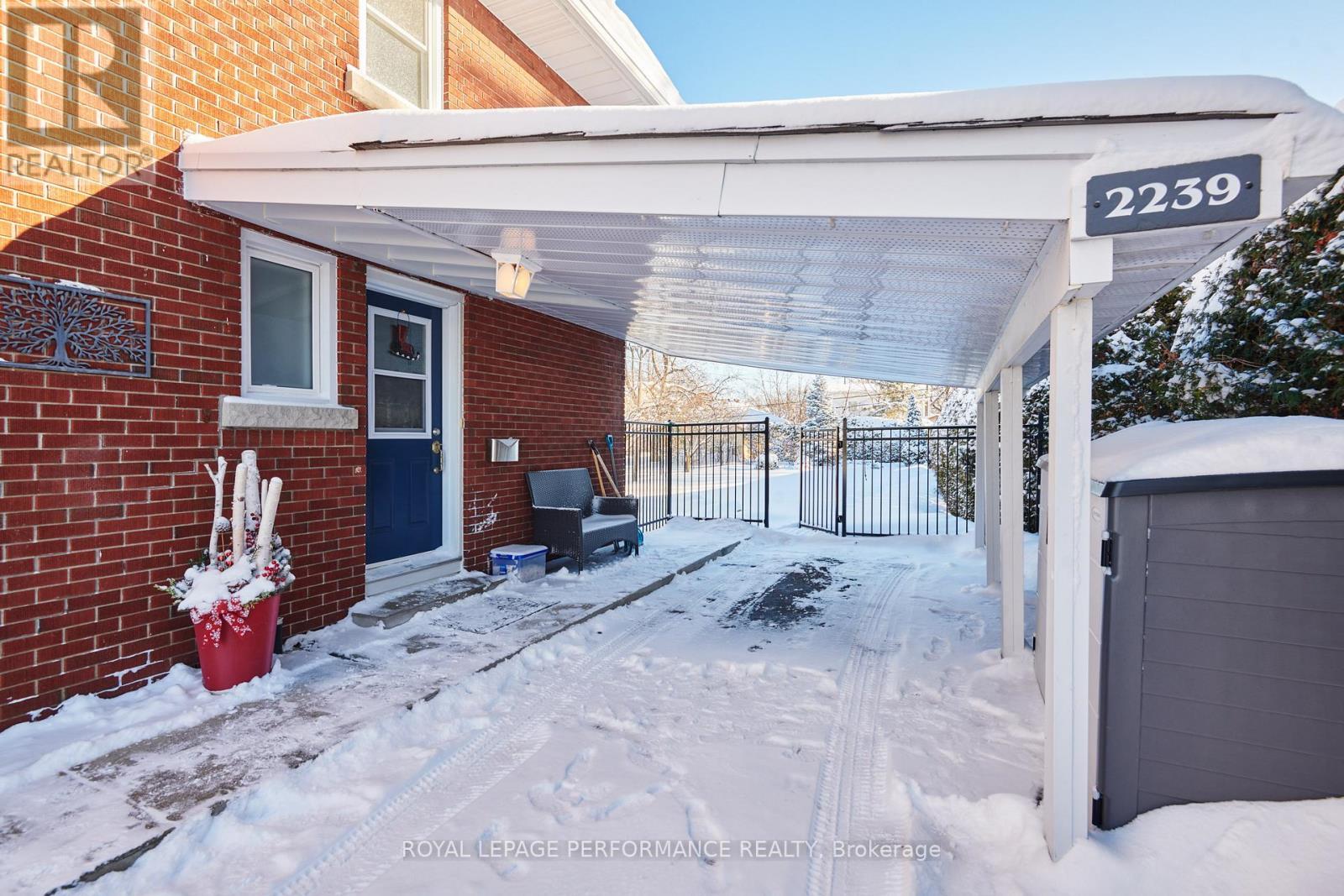 2239 Webster Avenue, Ottawa, ON - Outdoor With Exterior