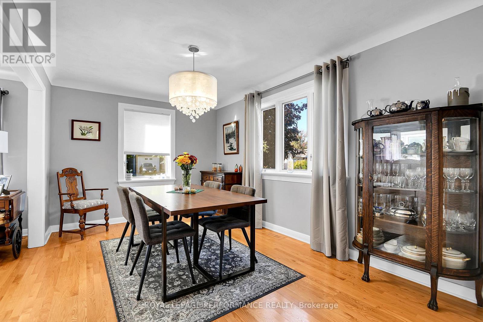 2239 Webster Avenue, Ottawa, ON - Indoor Photo Showing Dining Room