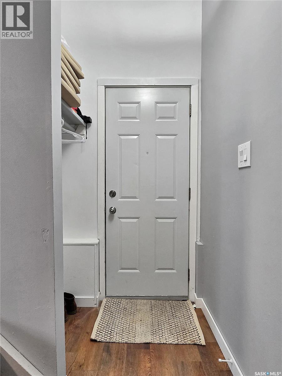 857 East Centre, Saskatoon, SK - Indoor Photo Showing Other Room