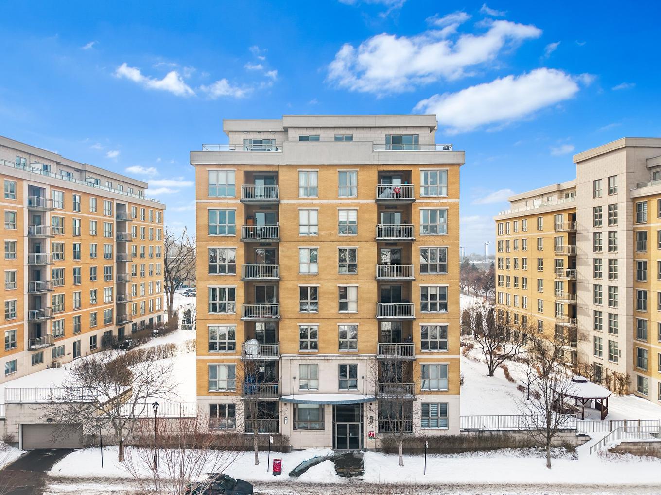 Frontage - 404-8580 Rue Raymond-Pelletier, Montréal (Ahuntsic-Cartierville), QC - Outdoor With Balcony With Facade