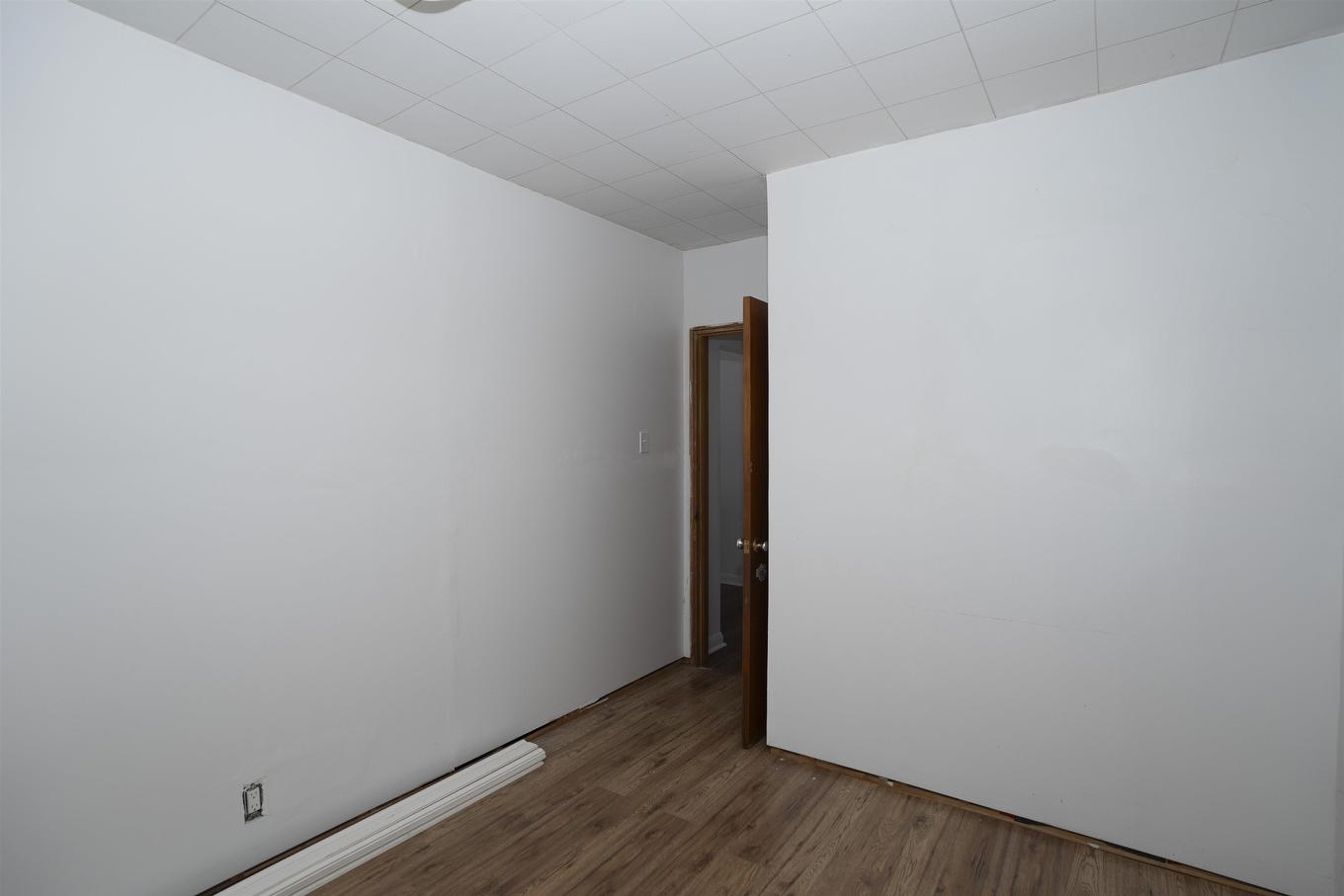 2995 Oliver Road, Thunder Bay, ON - Indoor Photo Showing Other Room