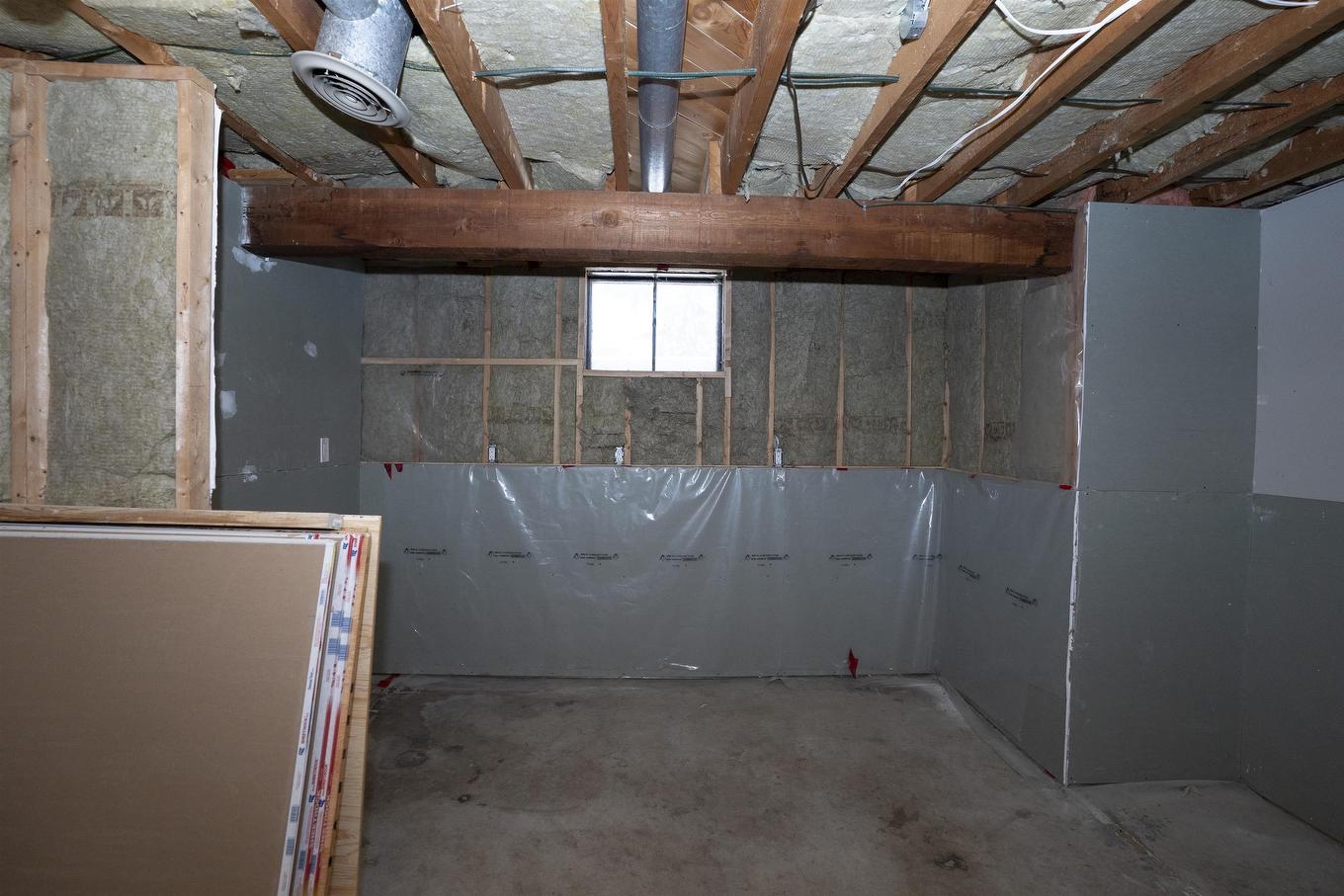 2995 Oliver Road, Thunder Bay, ON - Indoor Photo Showing Basement