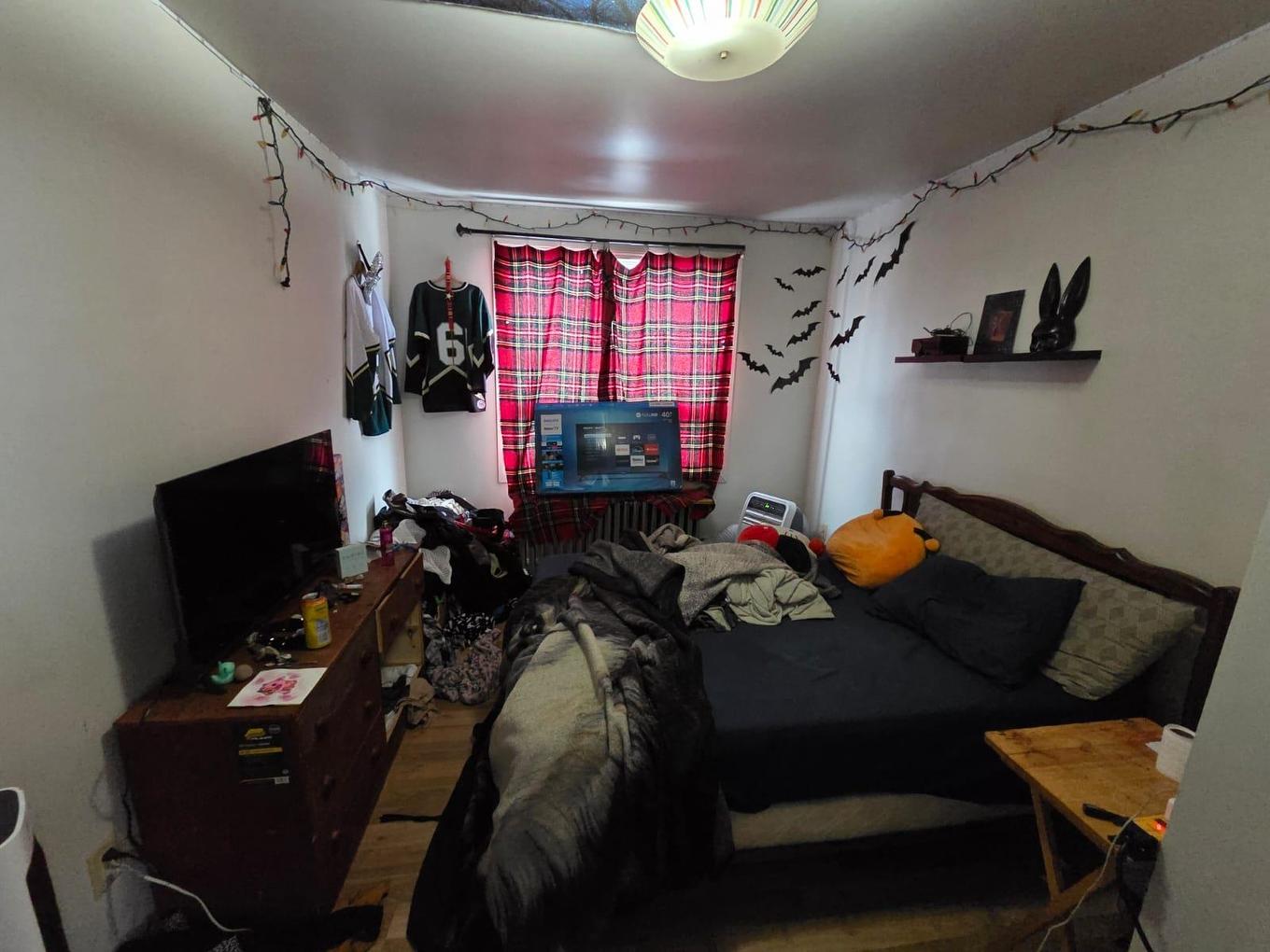 1012 Victoria Ave. E., Thunder Bay, ON