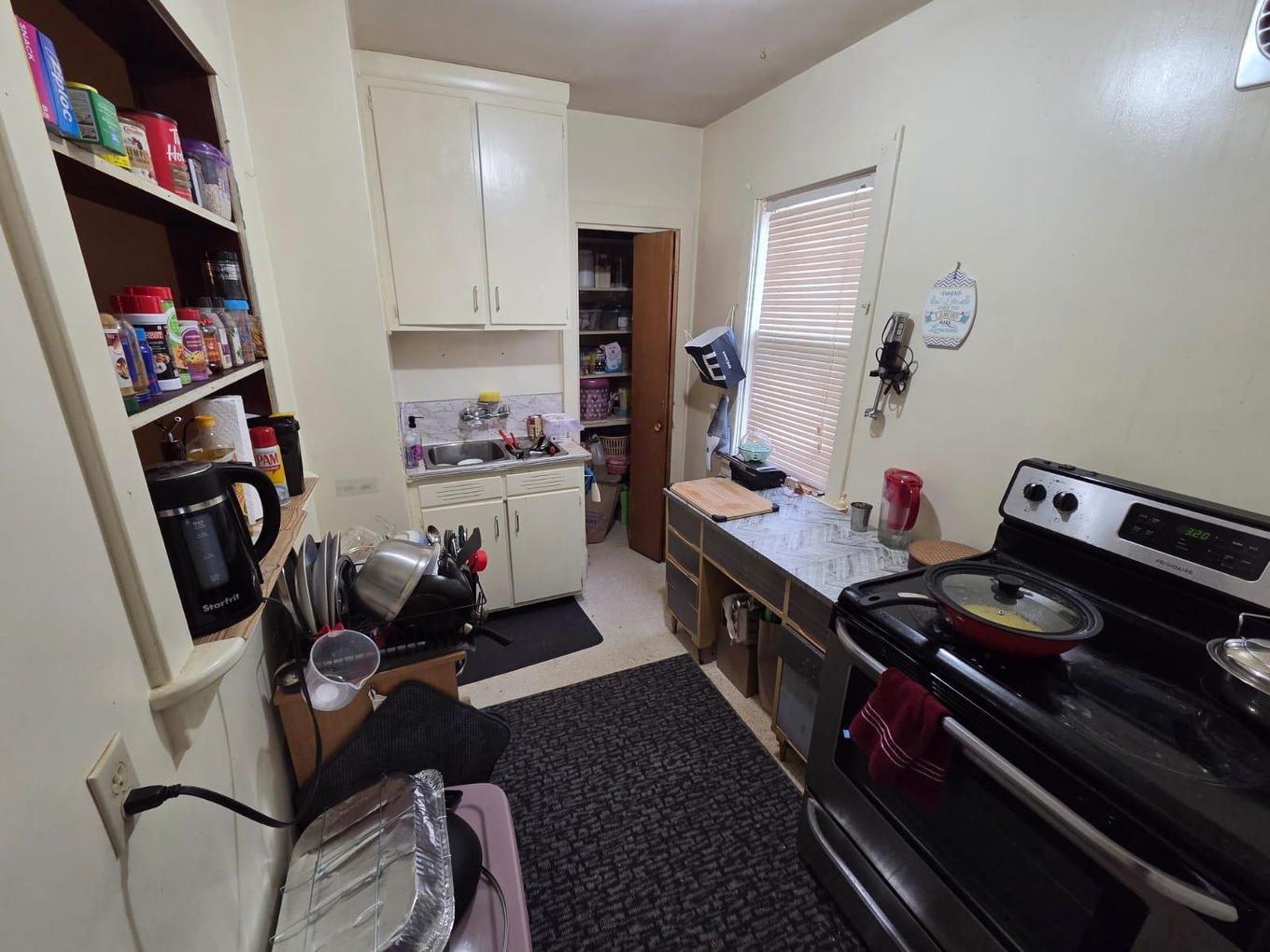 1012 Victoria Ave. E., Thunder Bay, ON