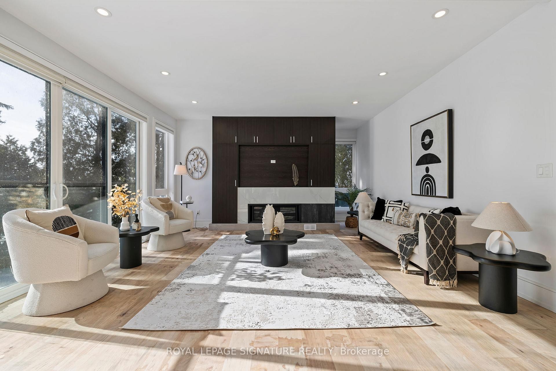 290 North Shore Boulevard E, Burlington, ON - Indoor