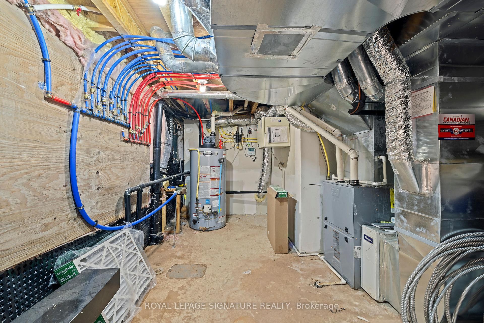 290 North Shore Boulevard E, Burlington, ON - Indoor Photo Showing Other Room