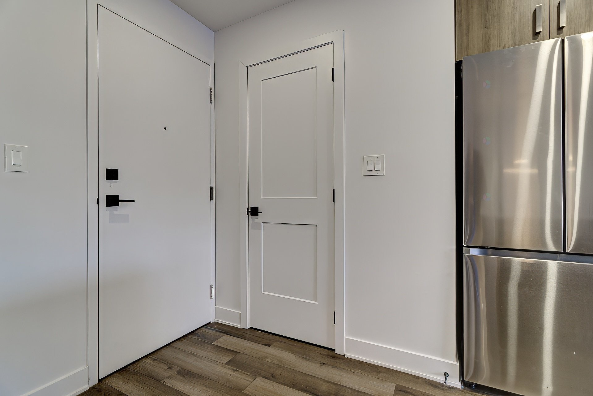 Hall d'entrée/Vestibule - 309-2020 Rue Lucien-Thimens, Montréal (Saint-Laurent), QC - Indoor Photo Showing Other Room