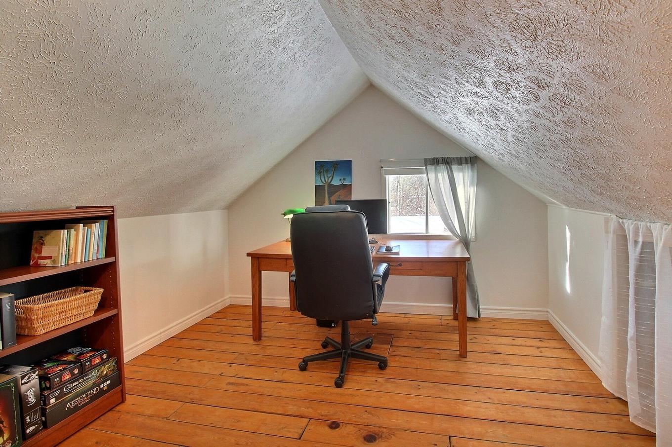 Bedroom - 3 Rue Vertu, Windsor, QC - Indoor Photo Showing Office