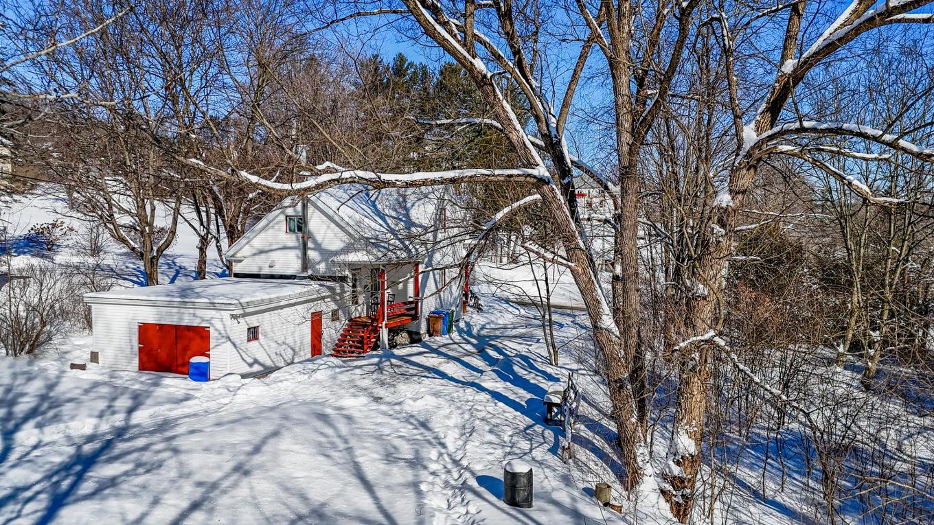 Exterior - 3 Rue Vertu, Windsor, QC - Outdoor