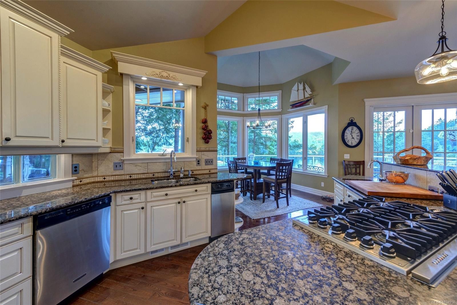 367 Long Harbour Rd, Salt Spring, BC