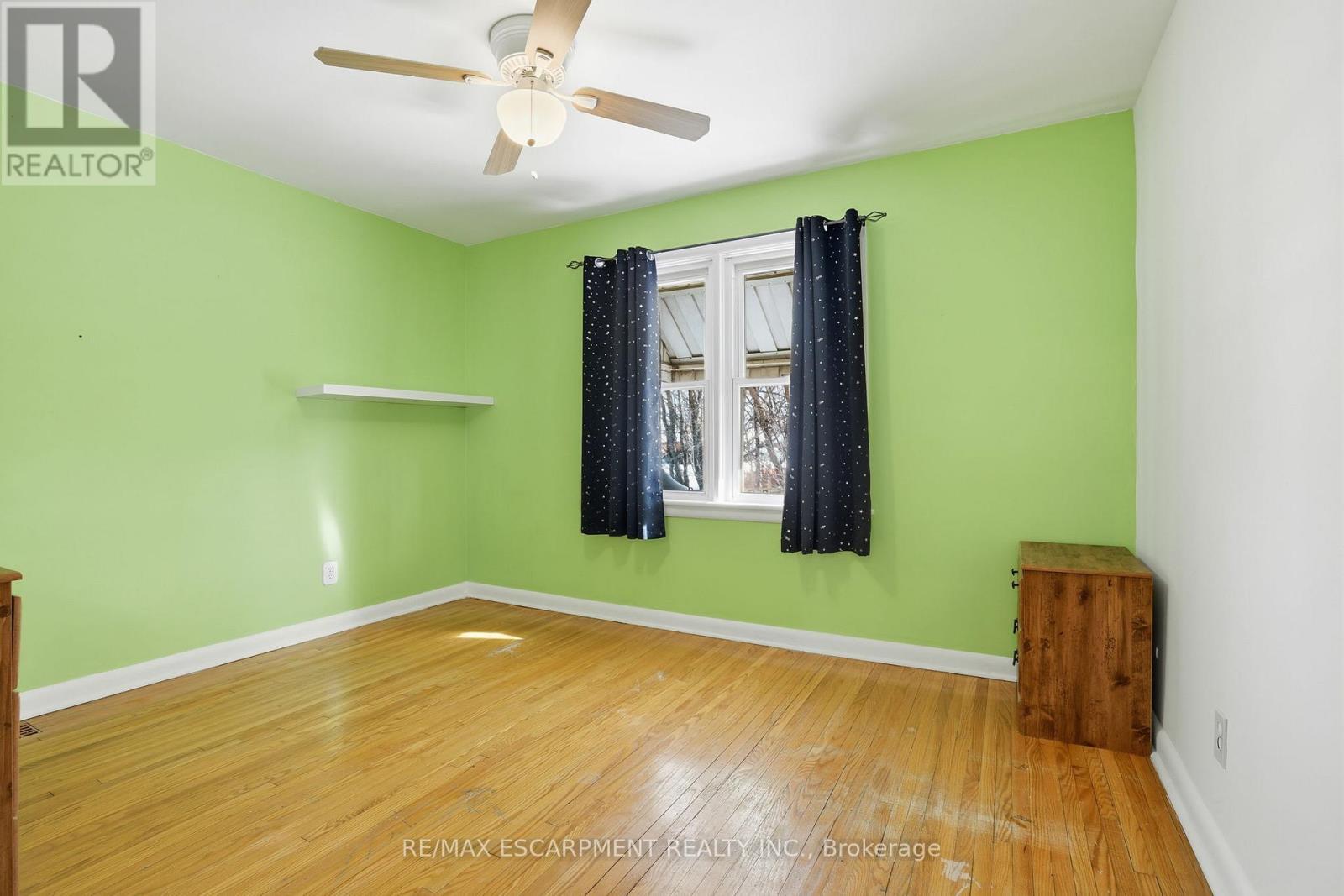 363 East 14Th Street, Hamilton, ON - Indoor Photo Showing Other Room