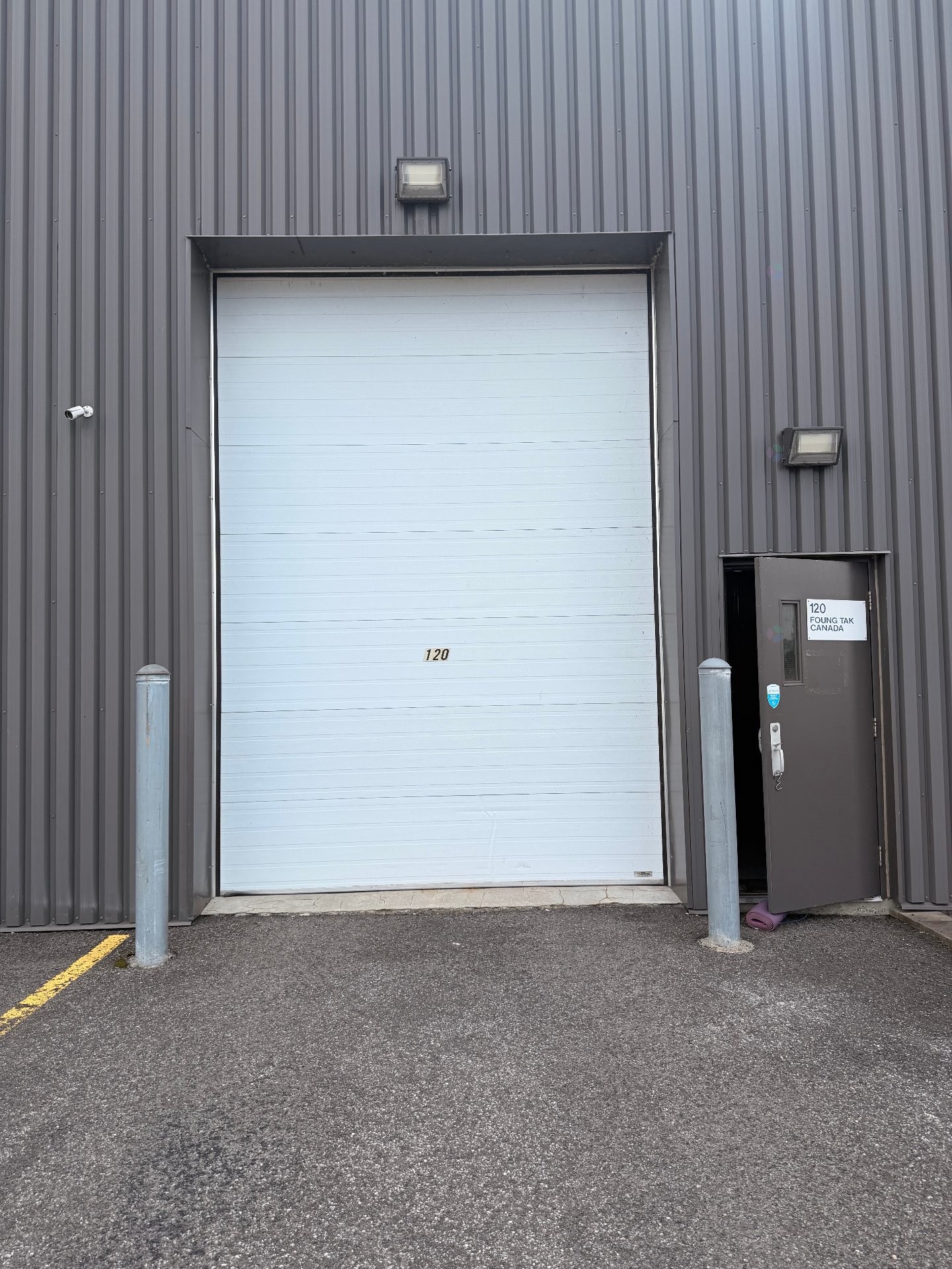 Garage - 120-3755 Place De Java, Brossard, QC - Outdoor With Exterior