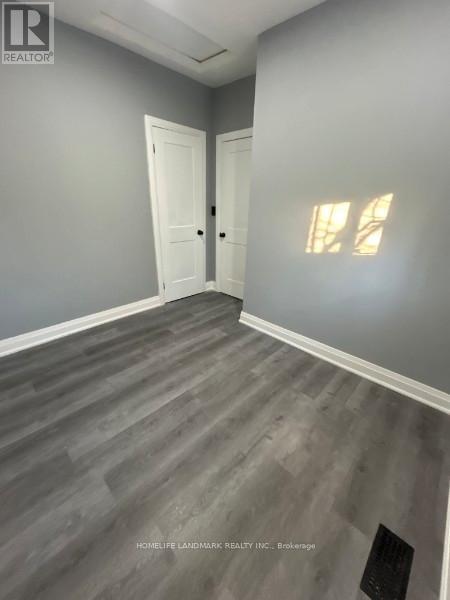 214 Burlington Street E, Hamilton, ON - Indoor Photo Showing Other Room