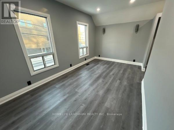 214 Burlington Street E, Hamilton, ON - Indoor Photo Showing Other Room