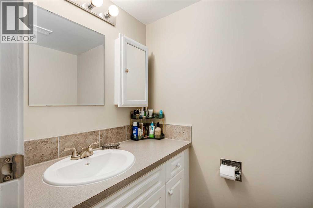 75D, 231 Heritage Drive Se, Calgary, AB