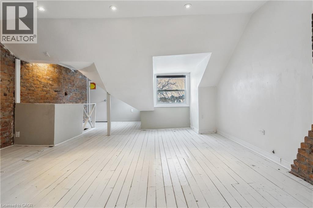 296 Charlton Avenue W, Hamilton, ON - Photo Showing Other Room