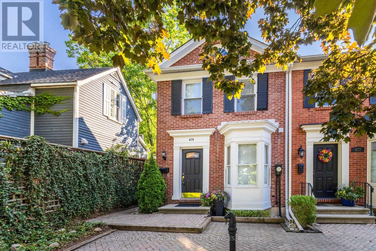 479 Blathwayte Lane, Burlington, ON - Outdoor With Facade