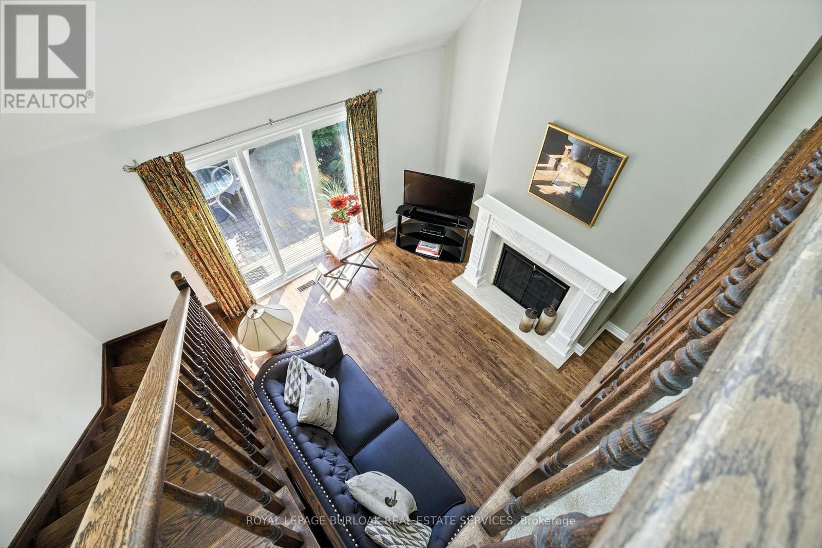 479 Blathwayte Lane, Burlington, ON - Indoor With Fireplace