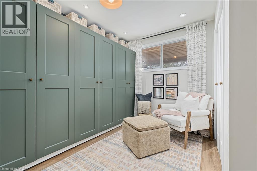 196 Durham Avenue, Cambridge, ON - Indoor Photo Showing Other Room