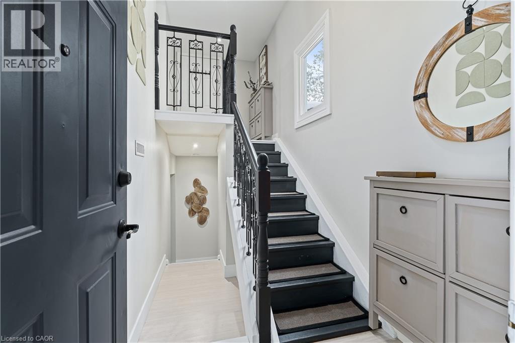 196 Durham Avenue, Cambridge, ON - Indoor Photo Showing Other Room