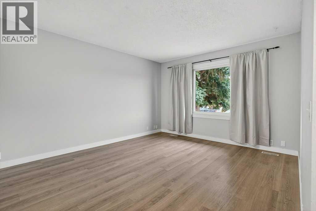 4 Abergale Way Ne, Calgary, AB - Indoor Photo Showing Other Room