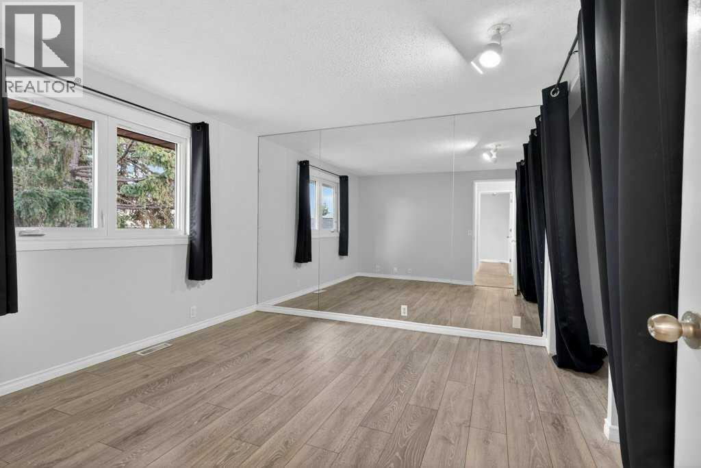 4 Abergale Way Ne, Calgary, AB - Indoor Photo Showing Other Room