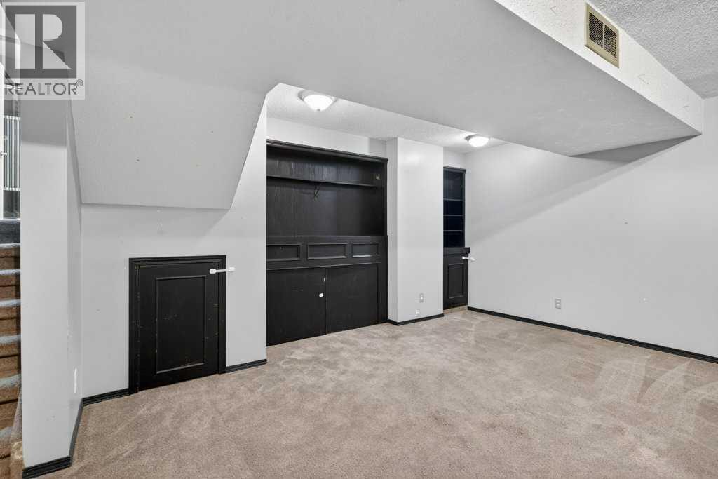 4 Abergale Way Ne, Calgary, AB - Indoor Photo Showing Other Room