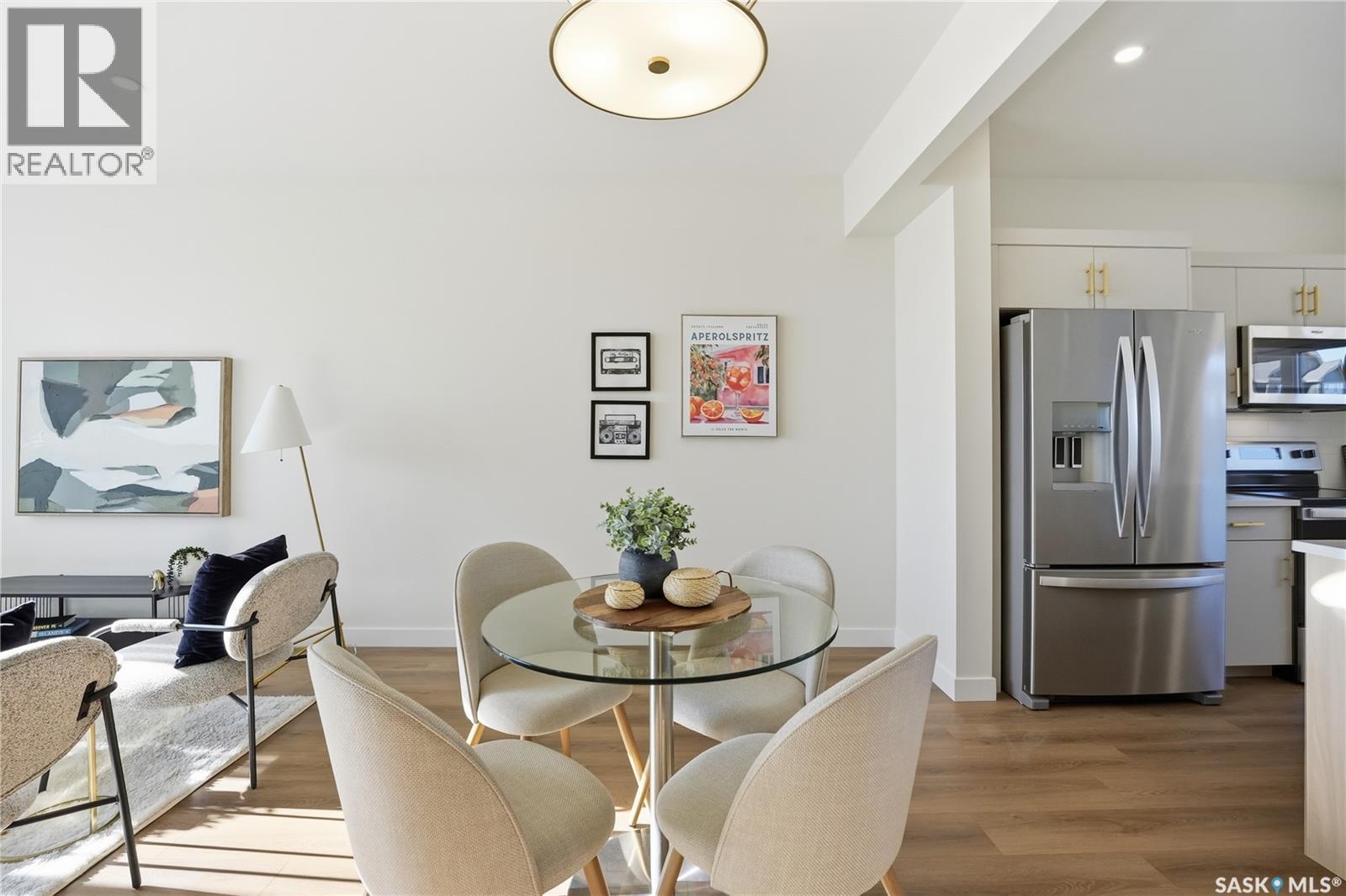 34 Taskamanwa Terrace, Saskatoon, SK - Indoor Photo Showing Dining Room